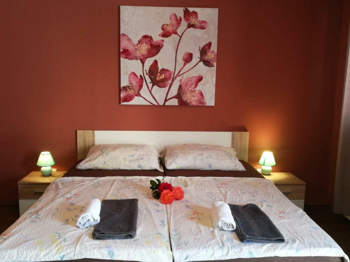 City Break Rooms ซาเกร็บ ภายนอก รูปภาพ