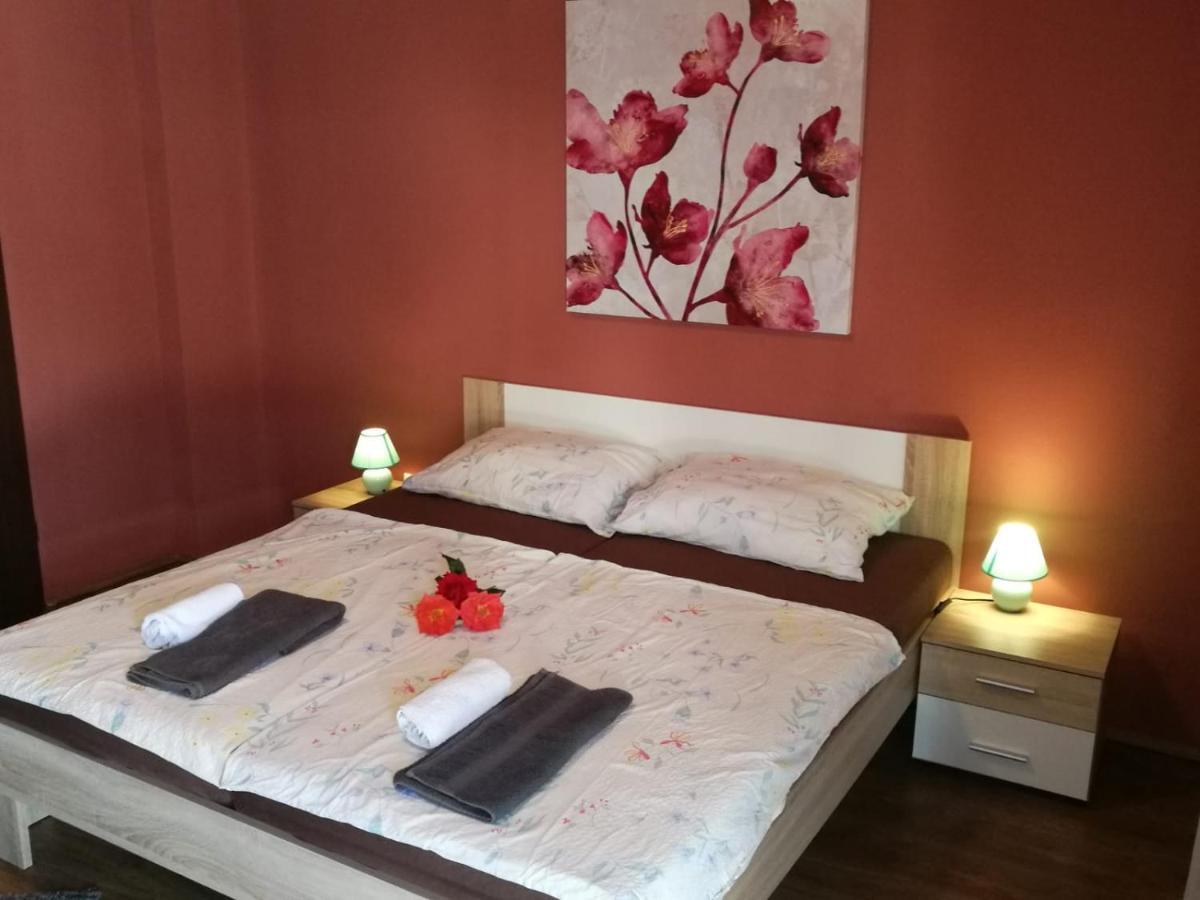 City Break Rooms ซาเกร็บ ภายนอก รูปภาพ
